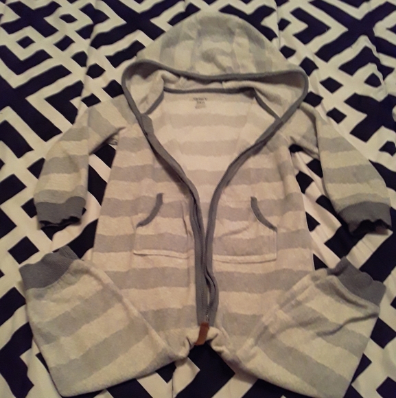 Kids Suit - Picture 1 of 3